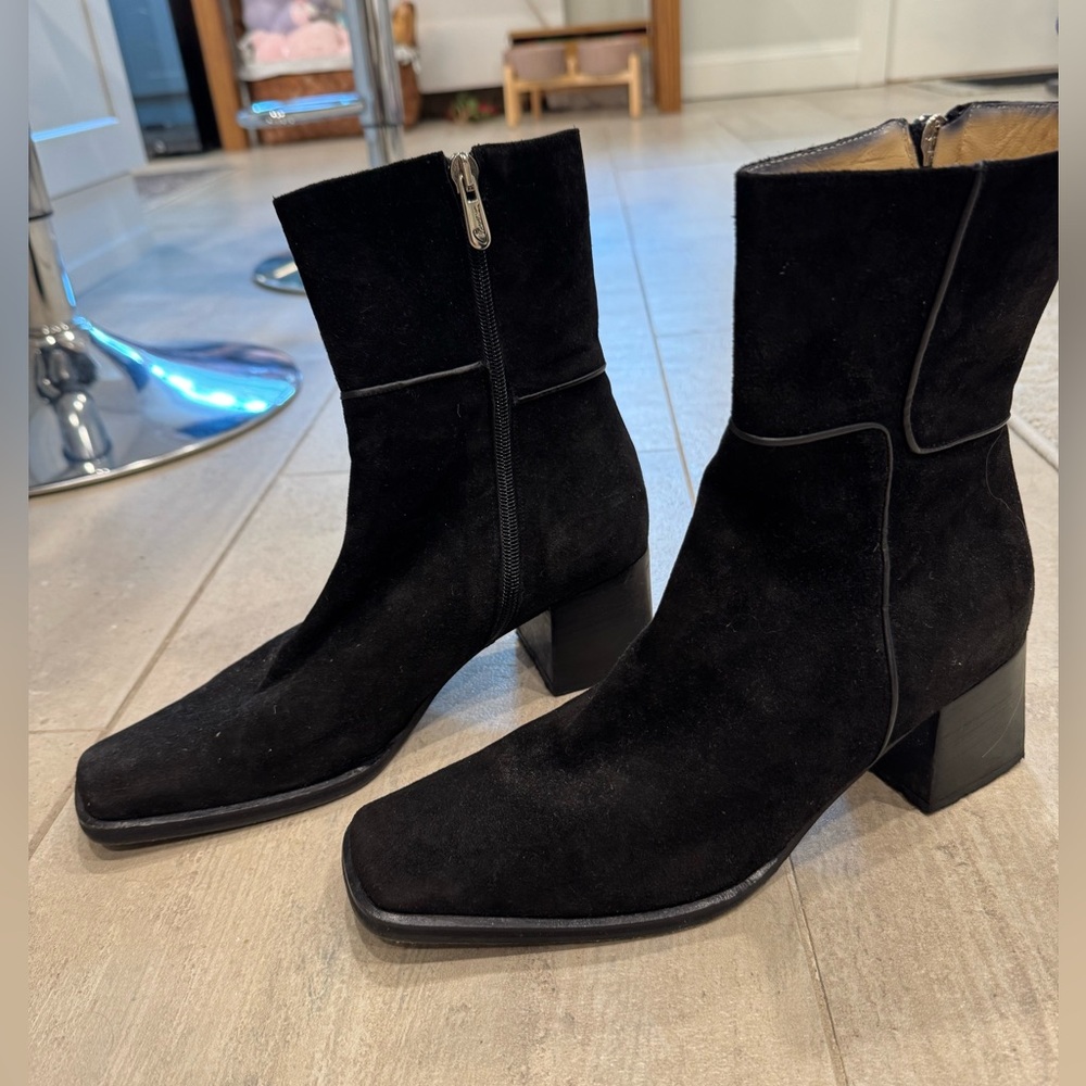Elegant Black Ankle Boots for Women